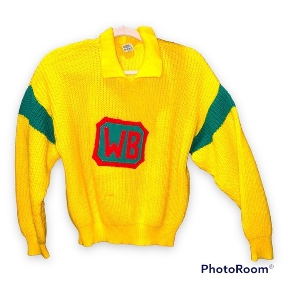 C and A Exclusives Knit Gryffindor Style Sweater - Picture 1 of 1